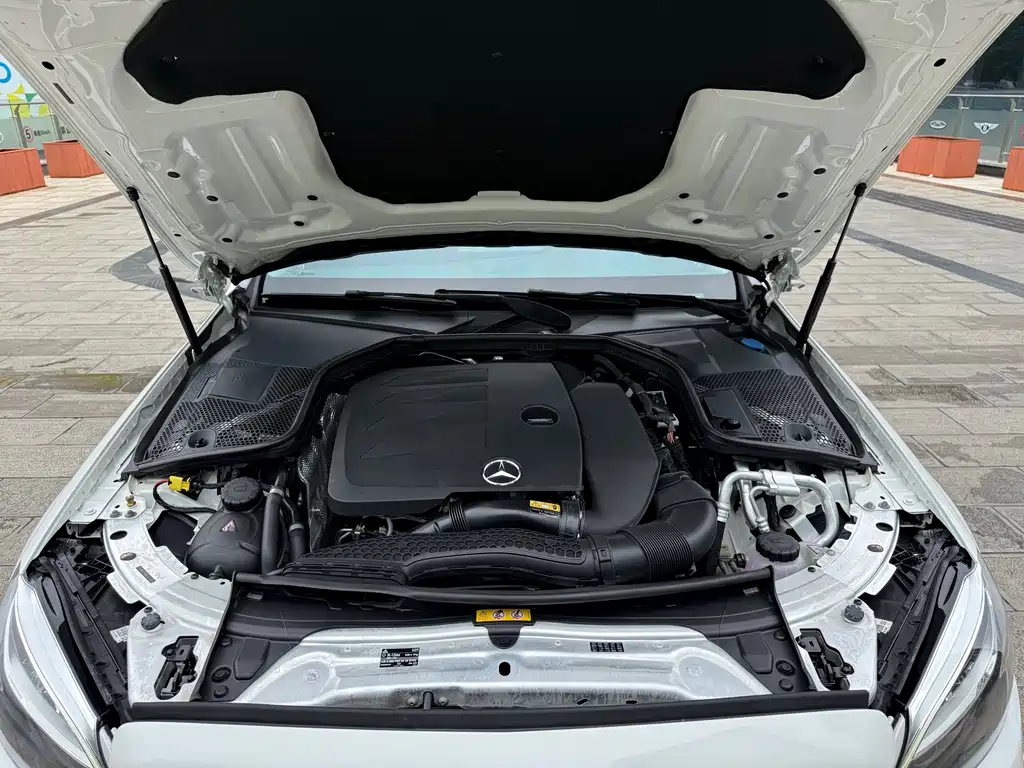 Mercedes-Benz C-Class 2019 — фото 11