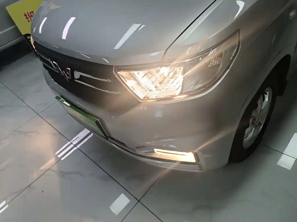 Wuling Hongguang V 2024 — фото 24