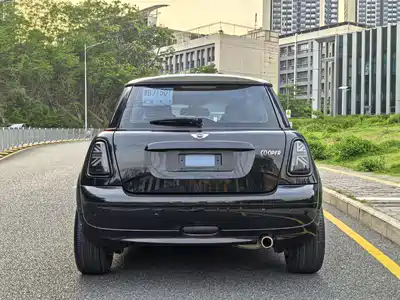 MINI MINI 2007