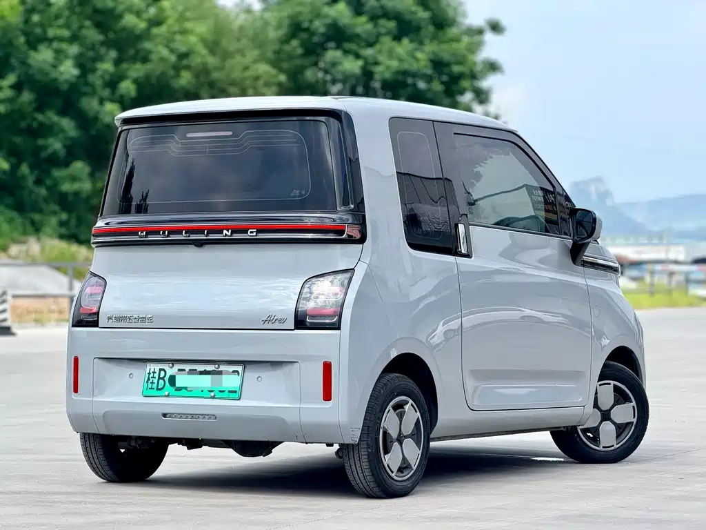 Wuling Air ev Clear Sky 2023 — фото 6