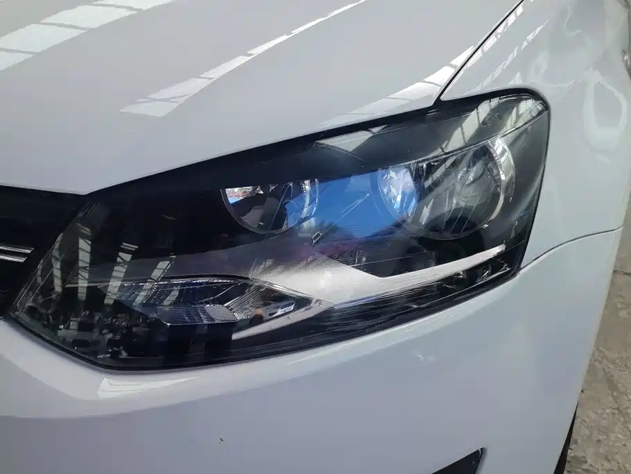 Volkswagen Polo 2014