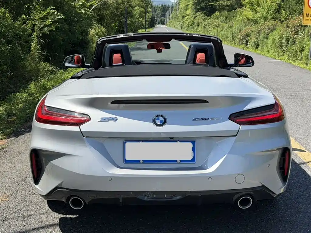 BMW Z4 2023 — фото 7