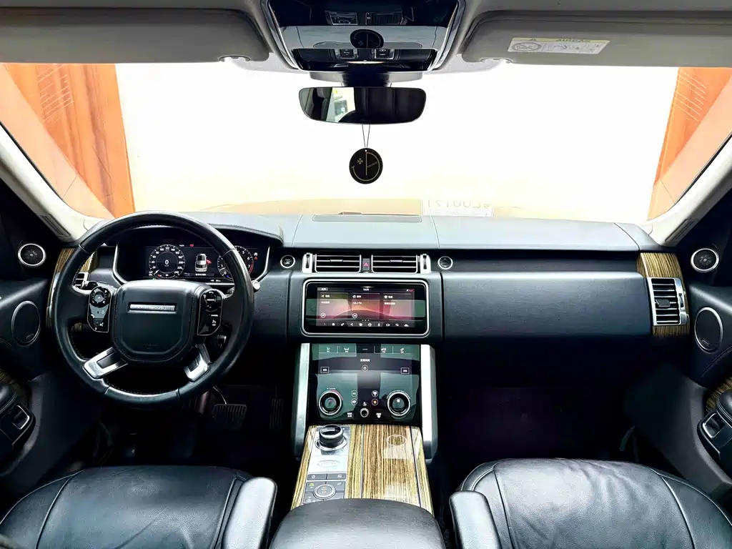 Land Rover Range Rover 2019 — фото 9