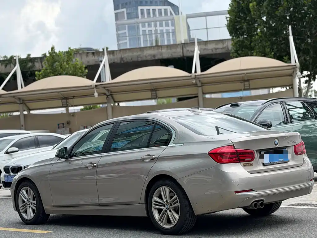 BMW 3 Series 2017 — фото 4