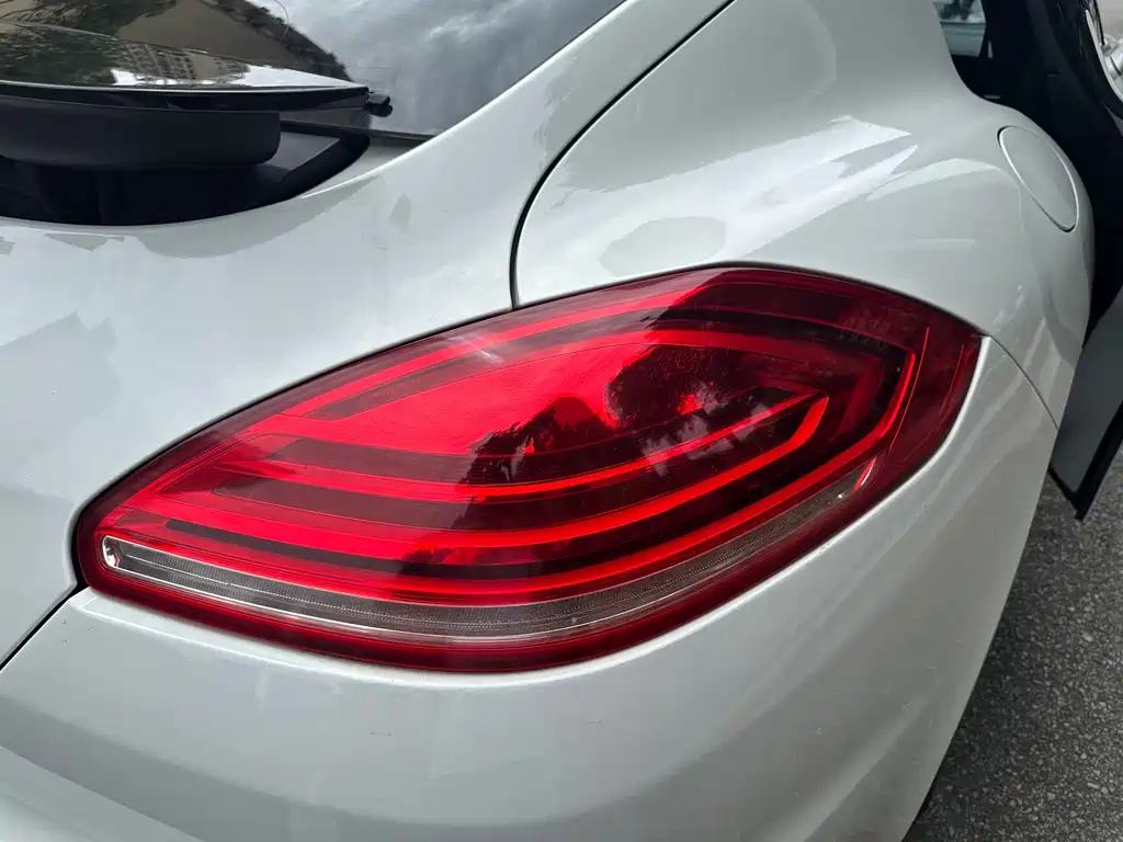 Porsche Panamera 2016 — фото 21