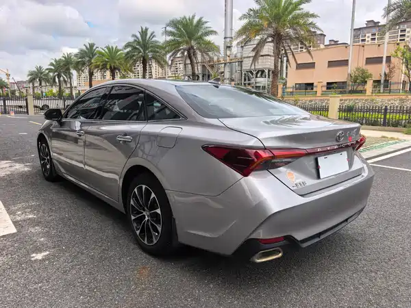 Toyota Avalon 2023