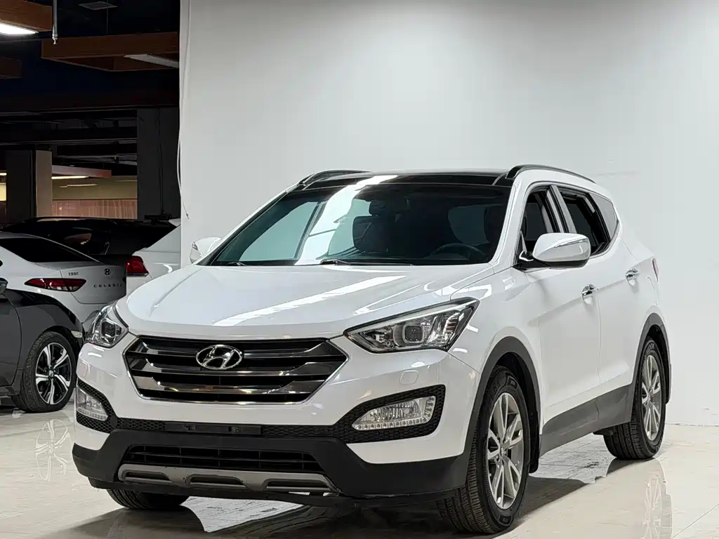 Hyundai Santa Fe 2013