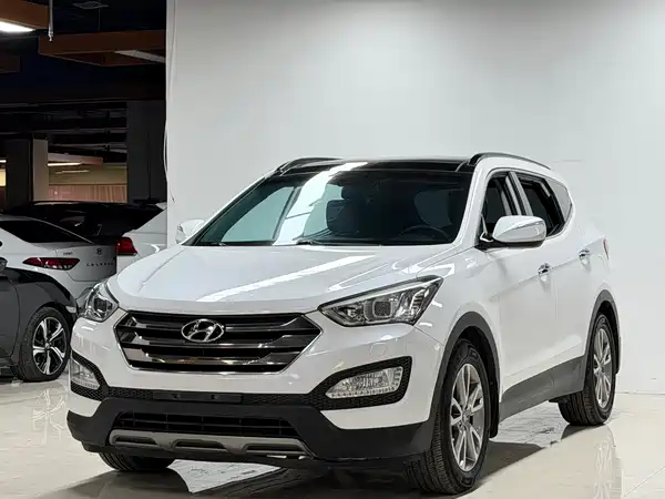 Hyundai Santa Fe 2013