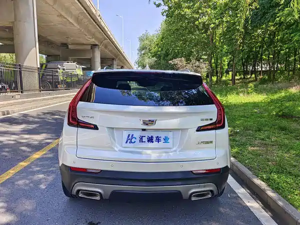 Cadillac XT4 2021
