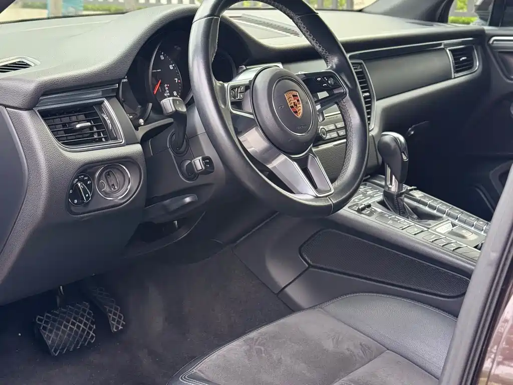 Porsche Macan 2016 — фото 6
