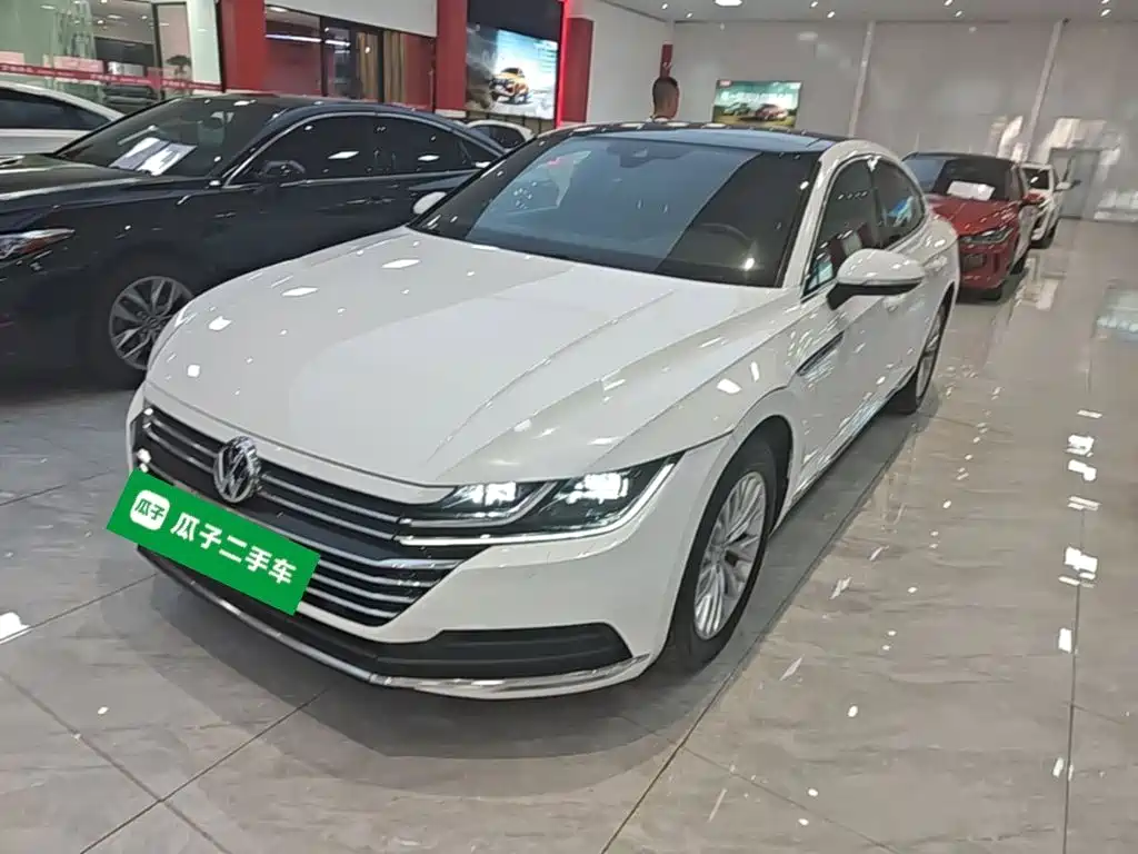 Volkswagen CC 2019 — фото 1