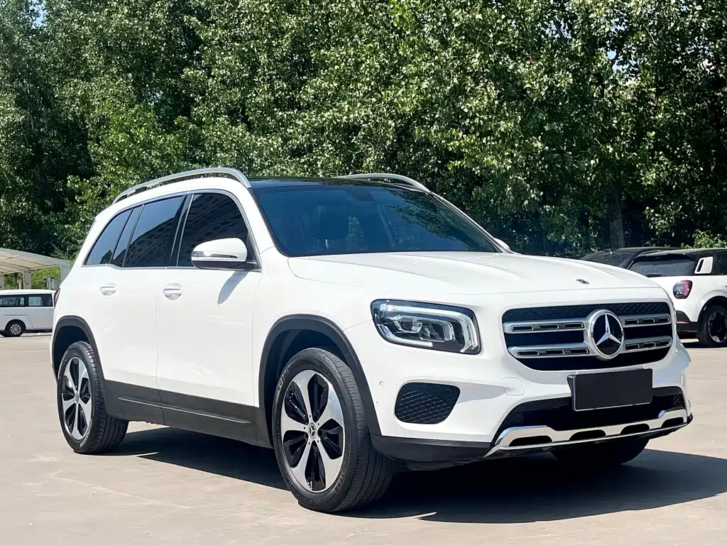 Mercedes-Benz GLB 2023 — фото 3