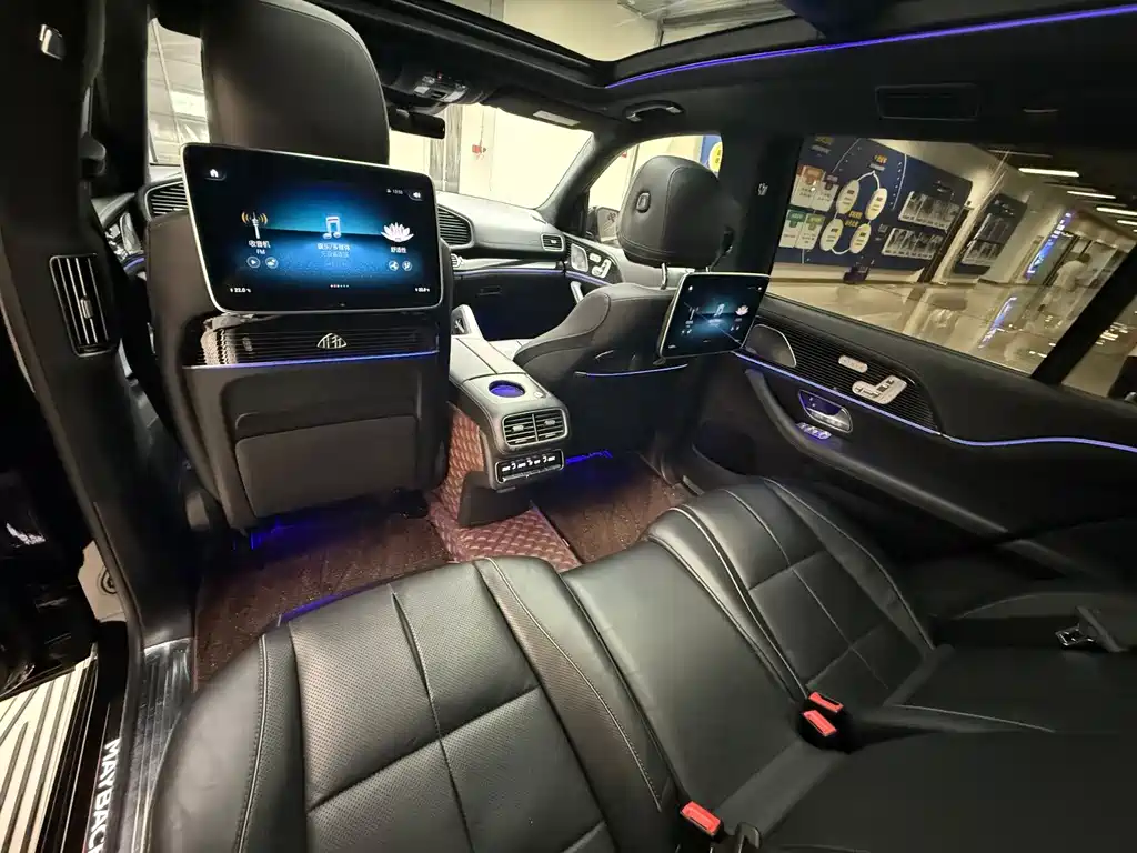 Mercedes-Benz Maybach GLS 2023 — фото 11