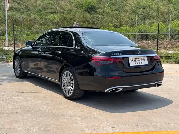 Mercedes-Benz E-Class 2023