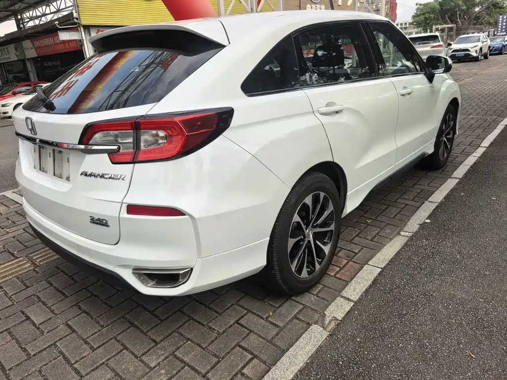 Honda Avancier 2017 — фото 10