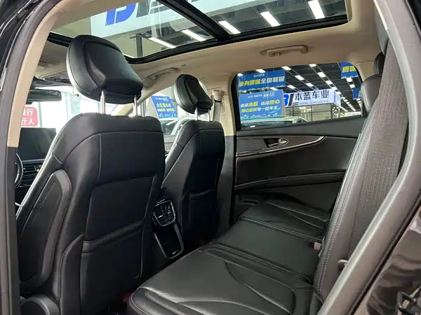 Lincoln Nautilus 2022