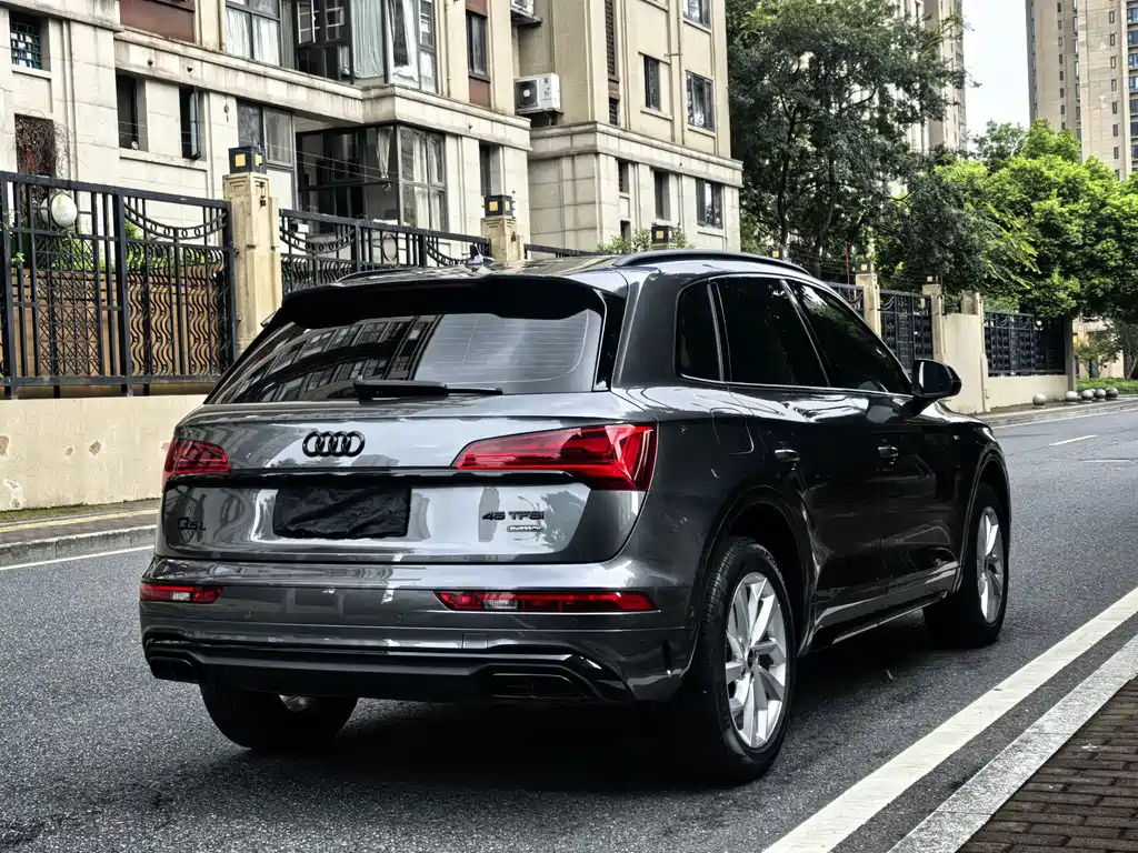 Audi Q5L 2022 — фото 5