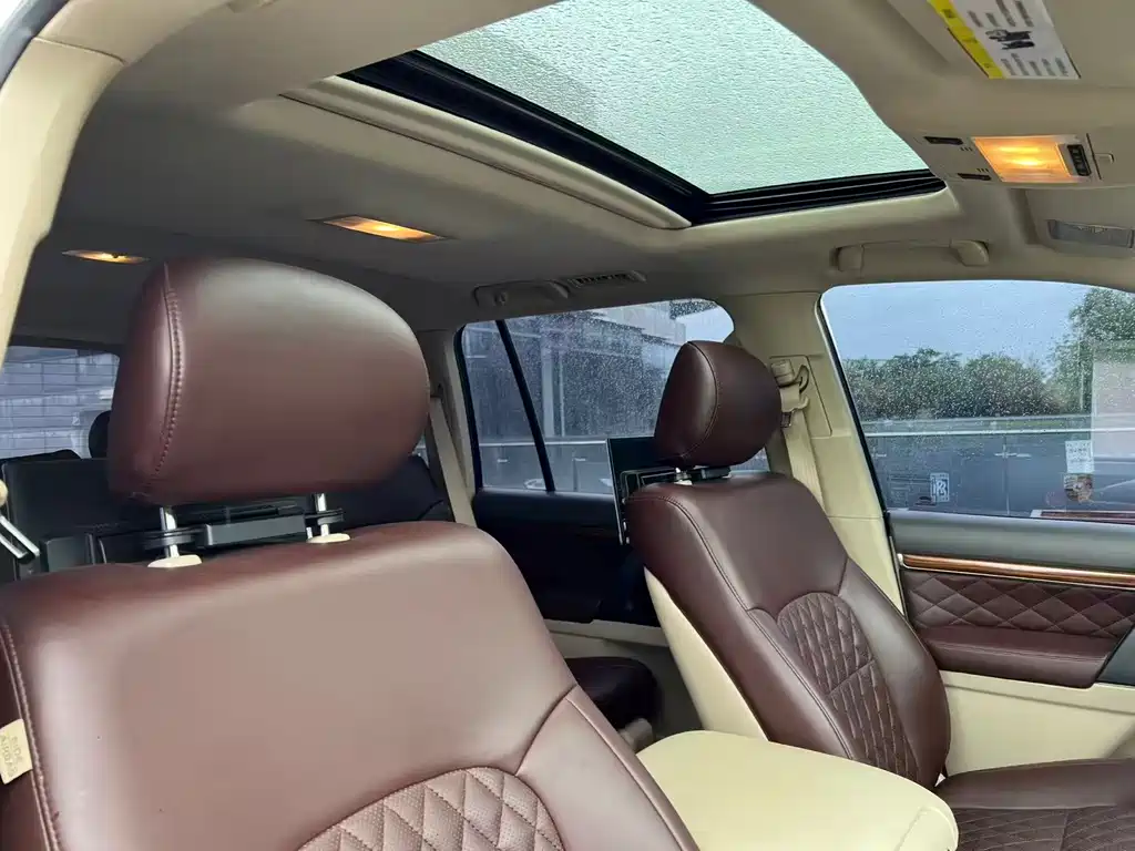 Toyota Land Cruiser 2020 — фото 19
