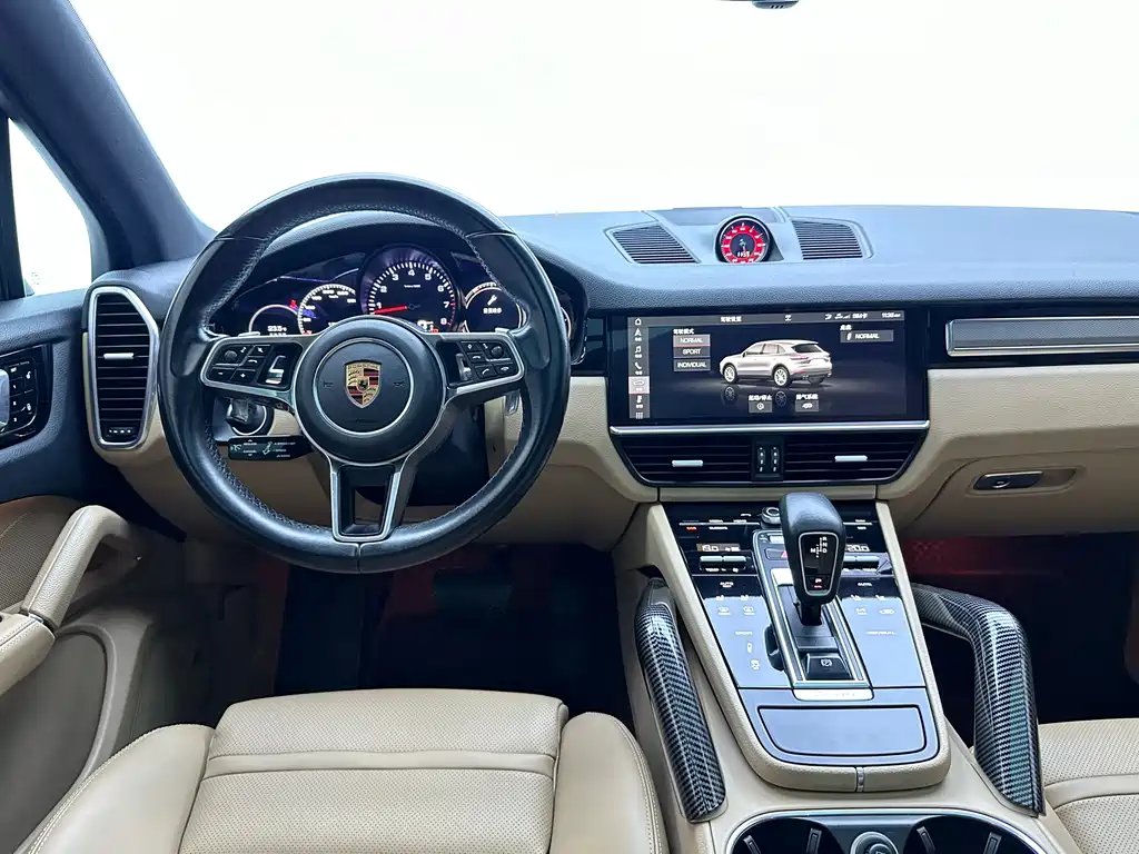 Porsche Cayenne 2018 — фото 9