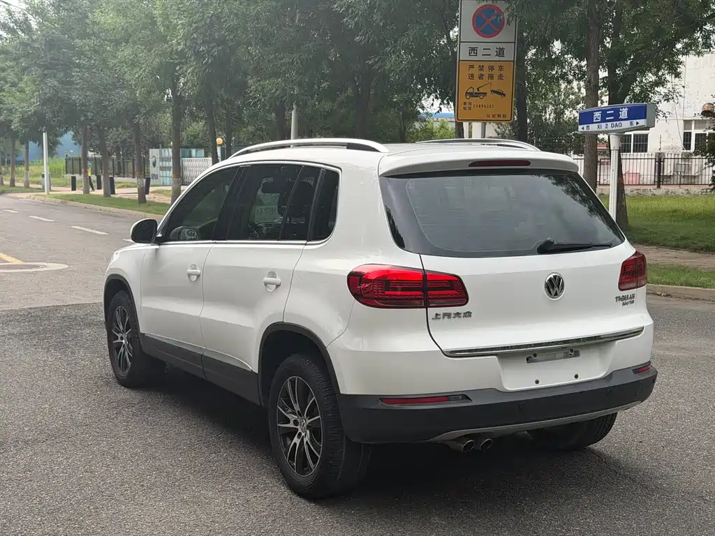 Volkswagen Tiguan 2016 — фото 7