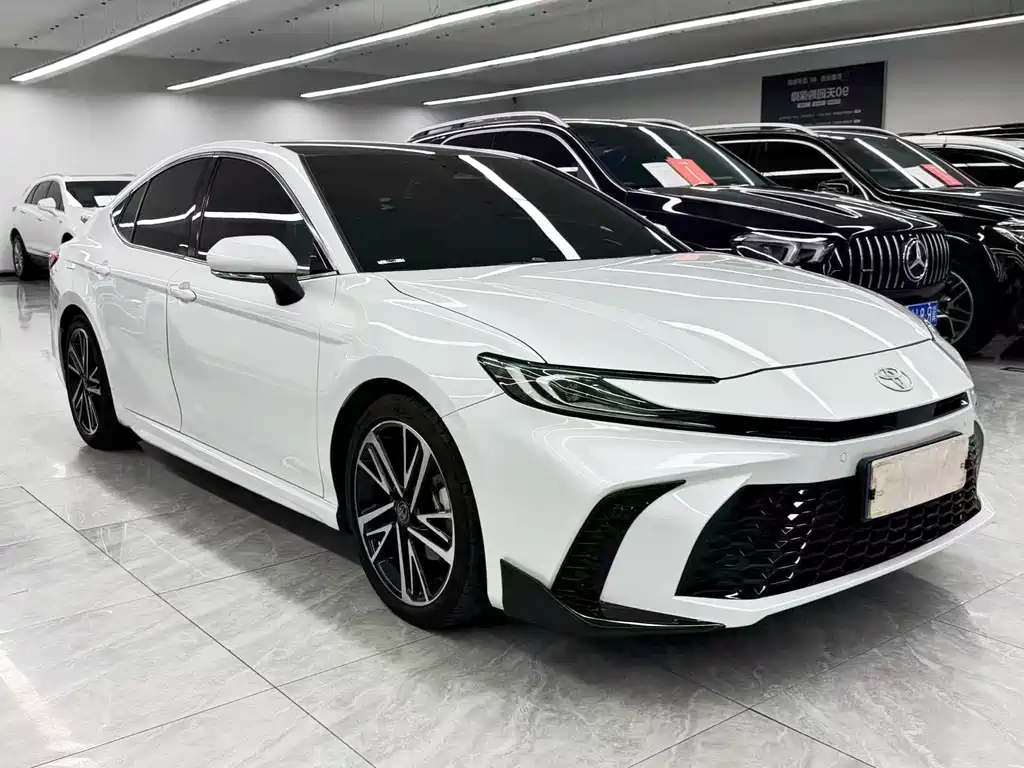 Toyota Camry 2024