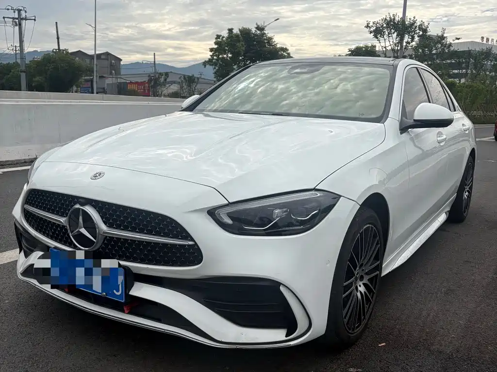 Mercedes-Benz C-Class 2023 — фото 1