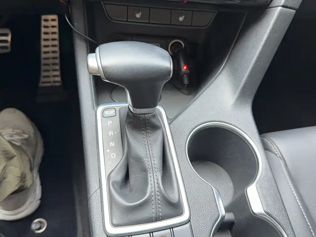 Kia KX5 2016 — фото 15