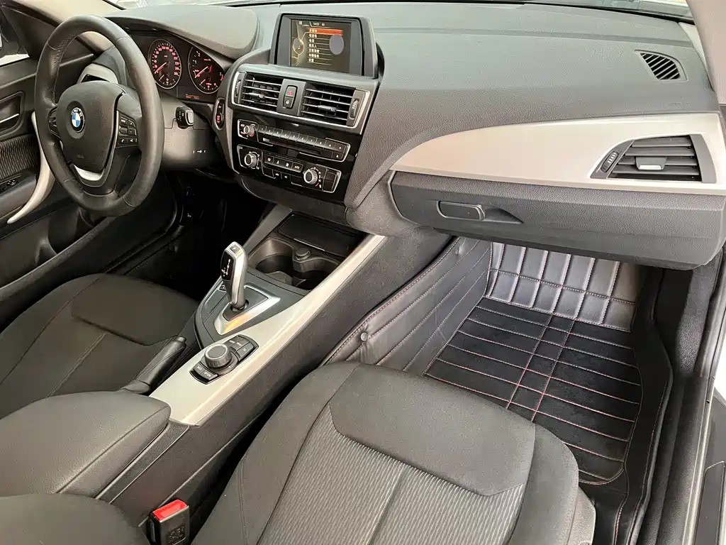 BMW 2 Series 2017 — фото 12