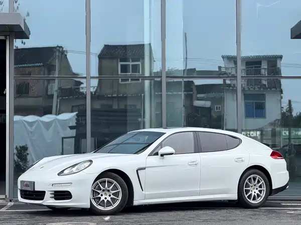 Porsche Panamera 2014