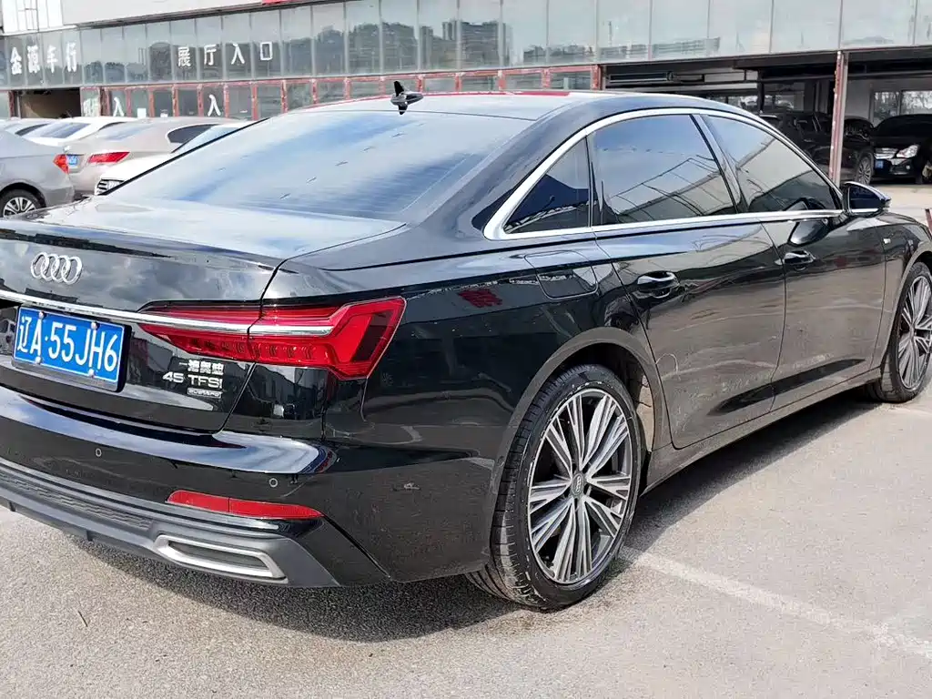 Audi A6L 2021 — фото 4