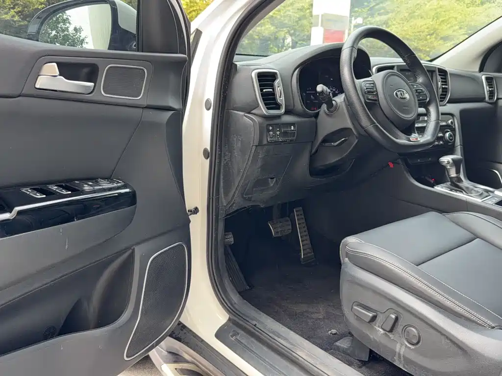 Kia KX5 2016 — фото 11