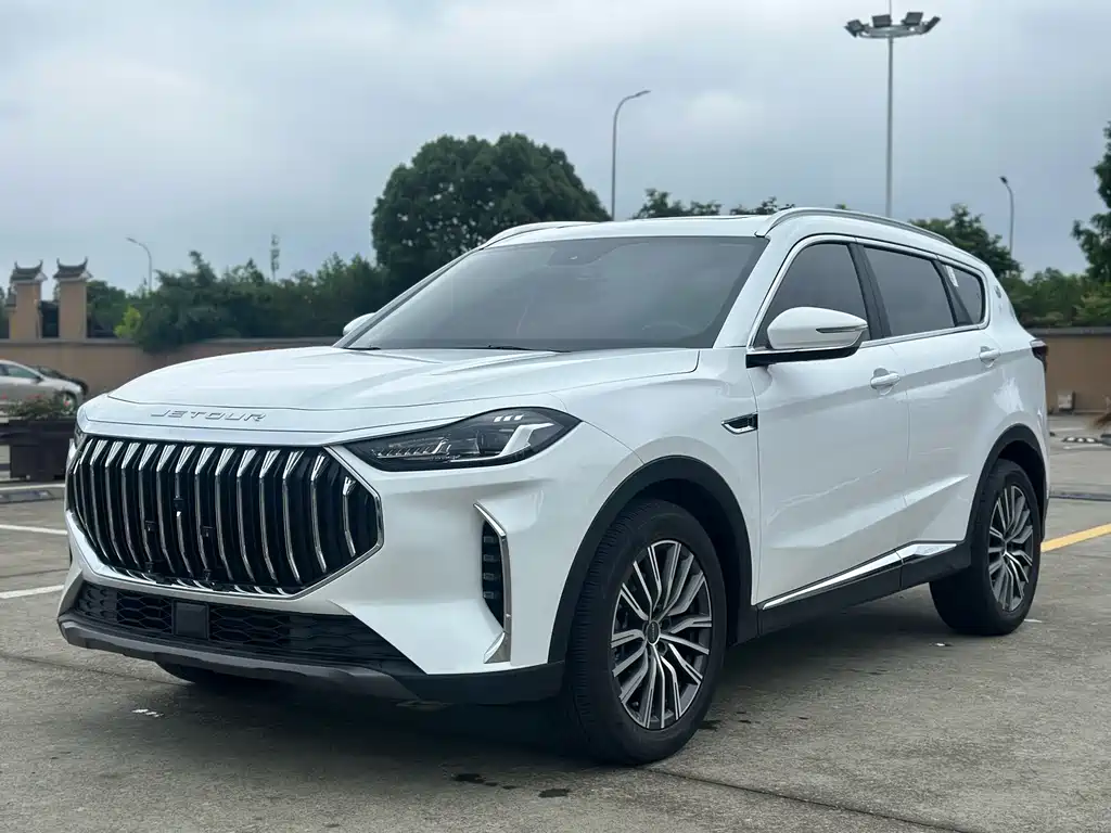 Jetour X70 PLUS 2025 — фото 1