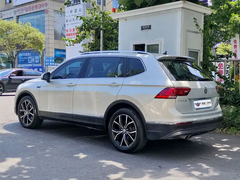 Volkswagen Tiguan L 2020 — фото 4