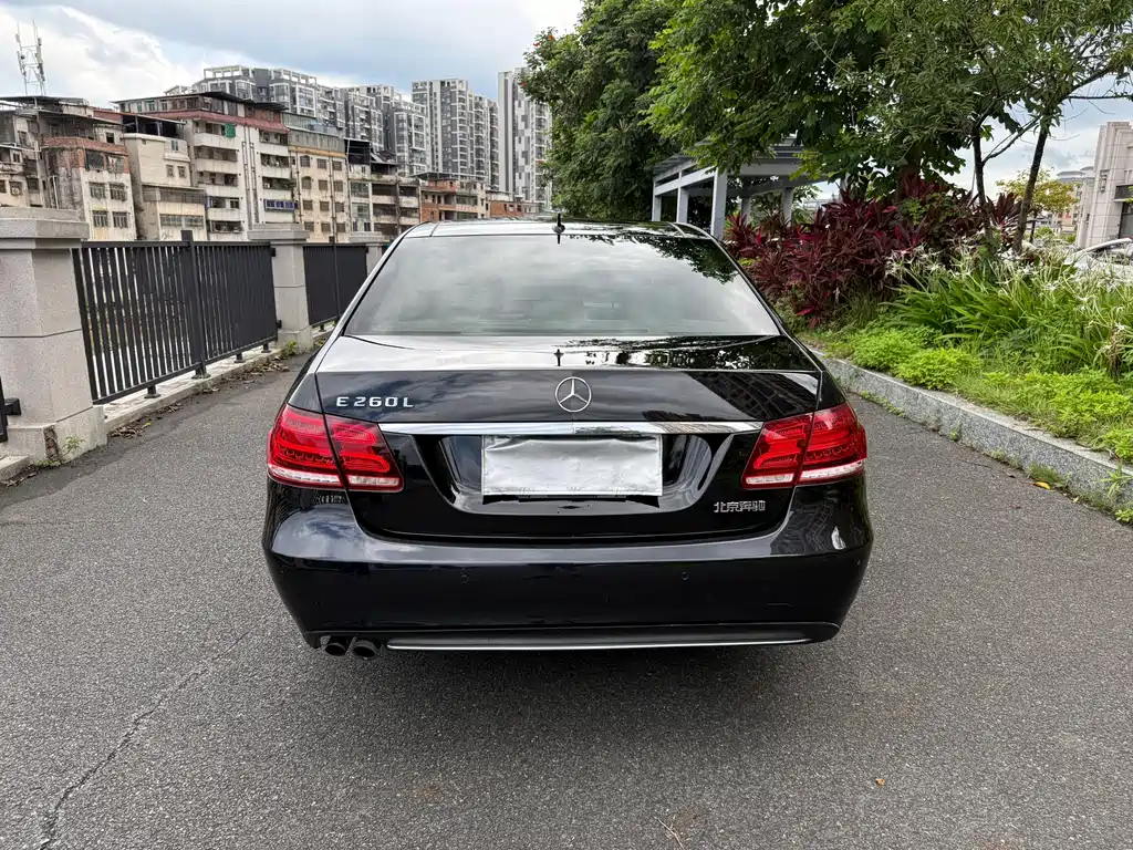 Mercedes-Benz E-Class 2014