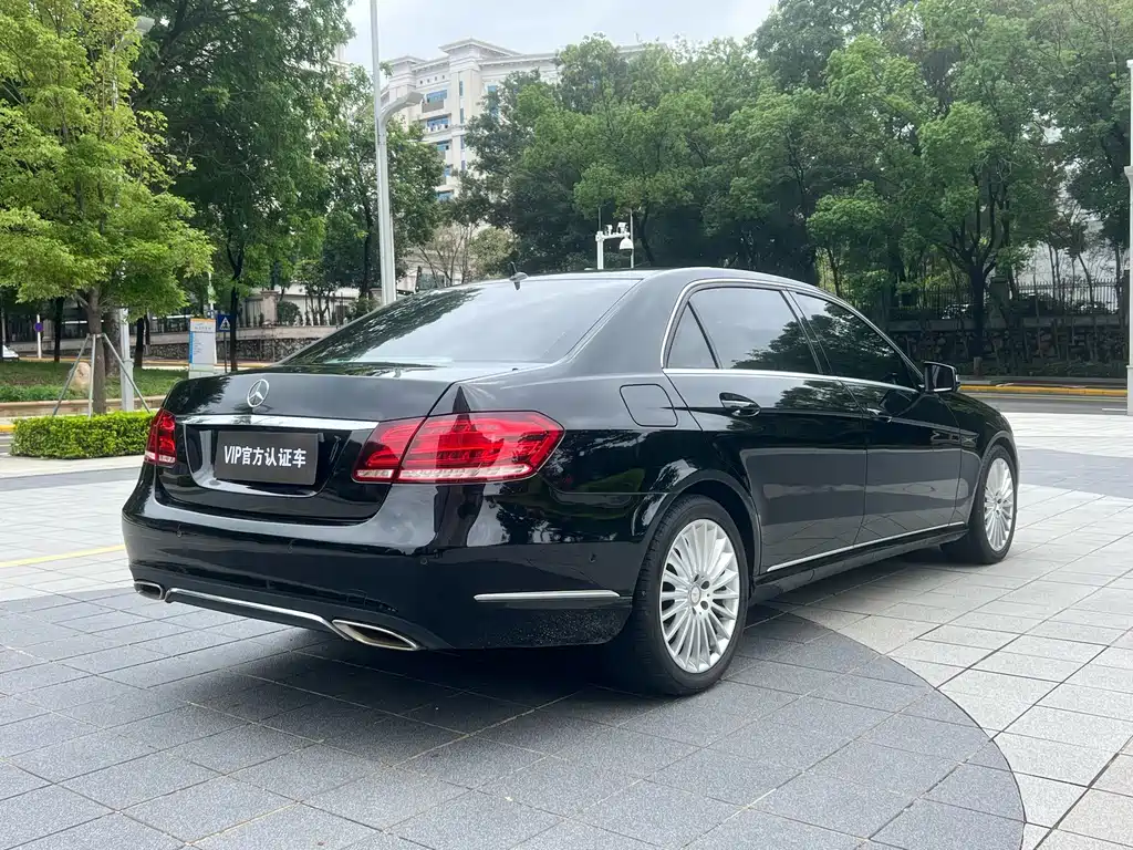 Mercedes-Benz E-Class 2016