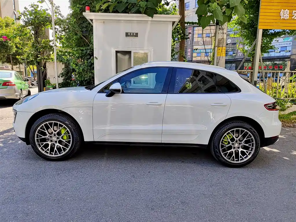 Porsche Macan 2016 — фото 3