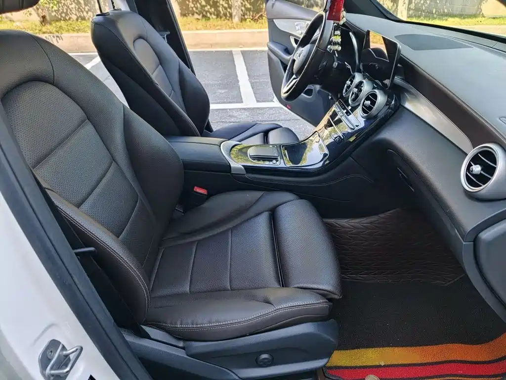 Mercedes-Benz GLC 2021 — фото 14