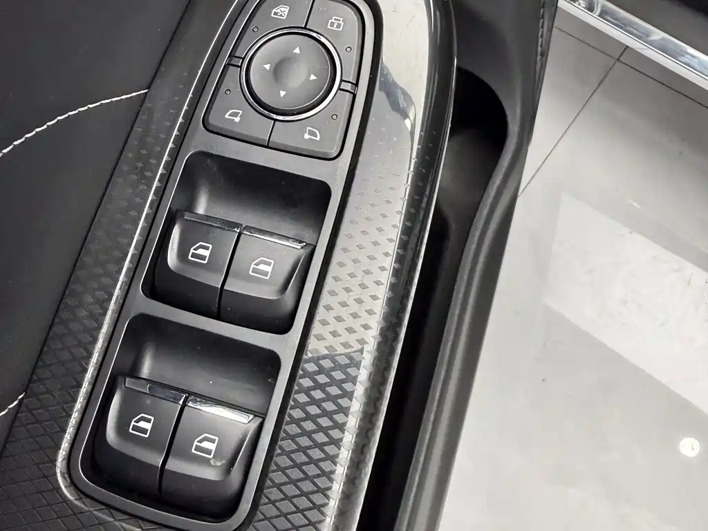 Haval M6 2022 — фото 8