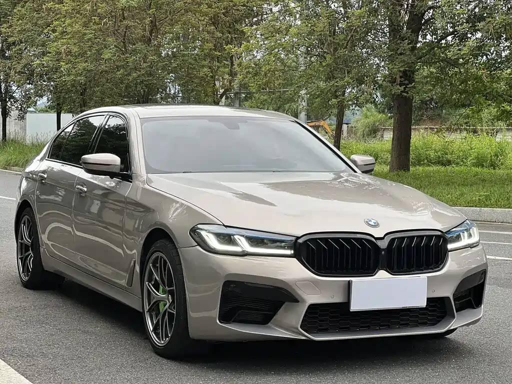 BMW 5 Series 2018 — фото 4