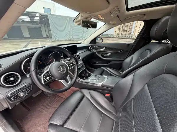 Mercedes-Benz C-Class 2019