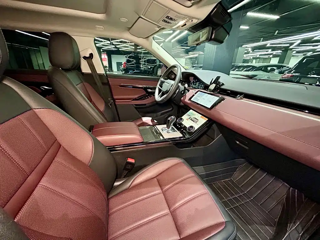 Land Rover Evoque 2023 — фото 35