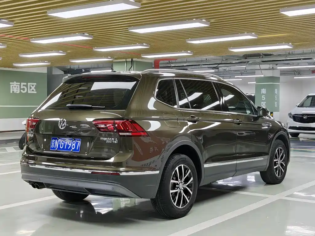 Volkswagen Tiguan L 2018