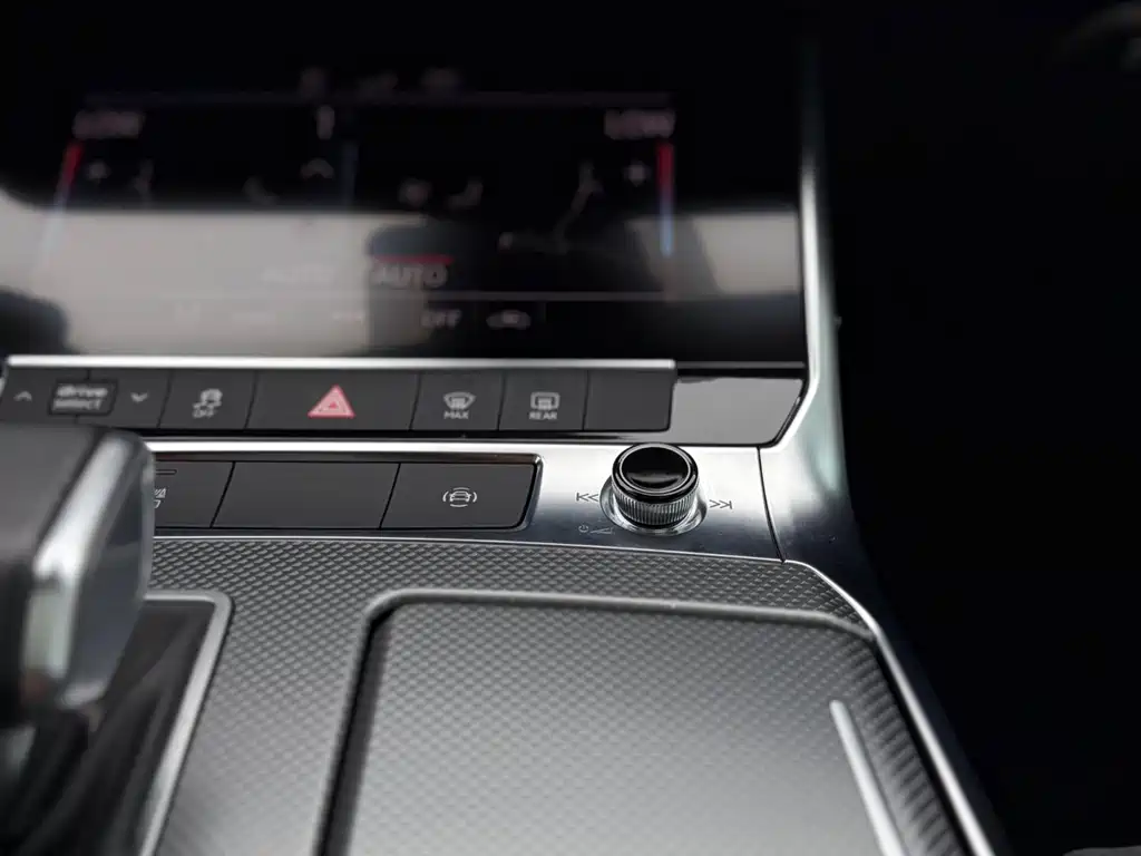 Audi A6L 2020 — фото 12