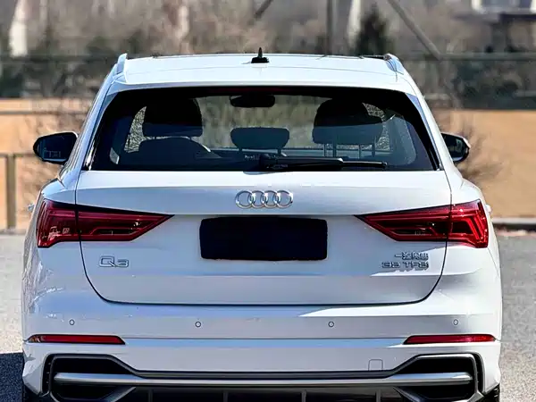 Audi Q3 2023