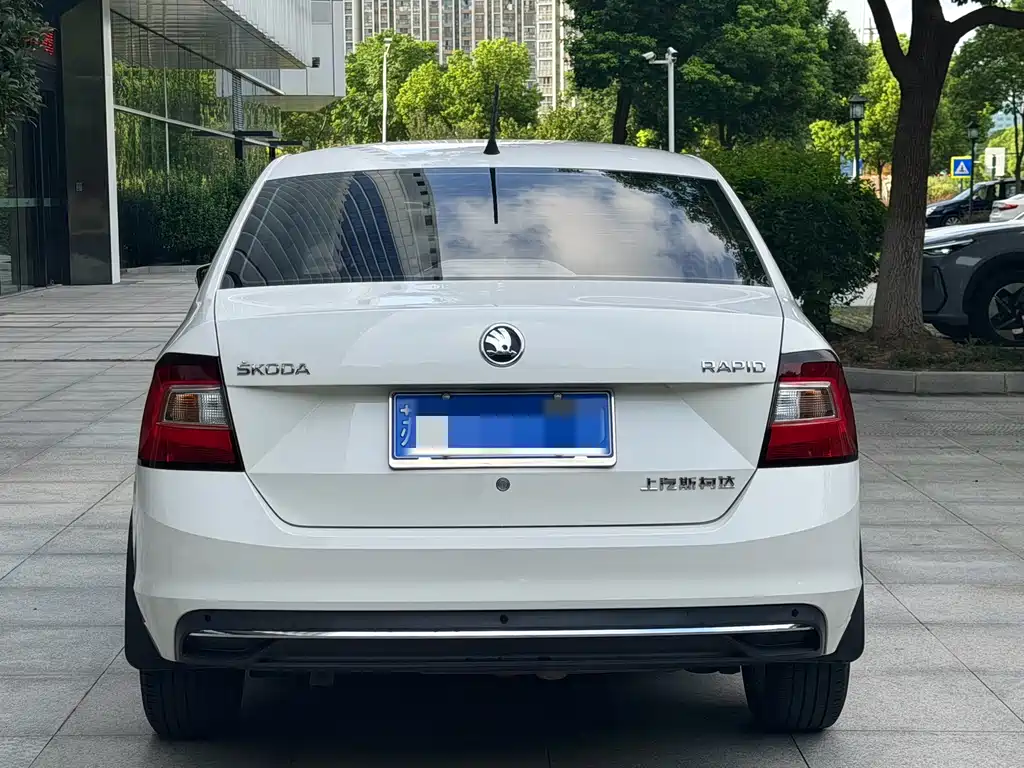 Skoda Rapid 2019 — фото 5