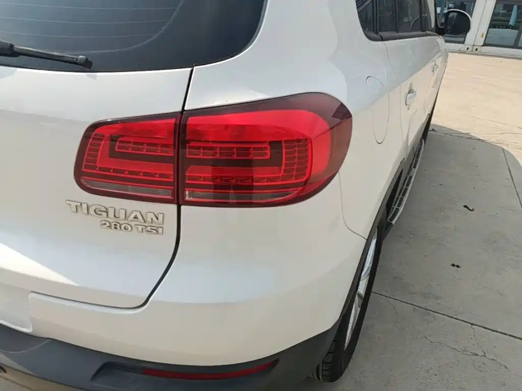 Volkswagen Tiguan 2017 — фото 8