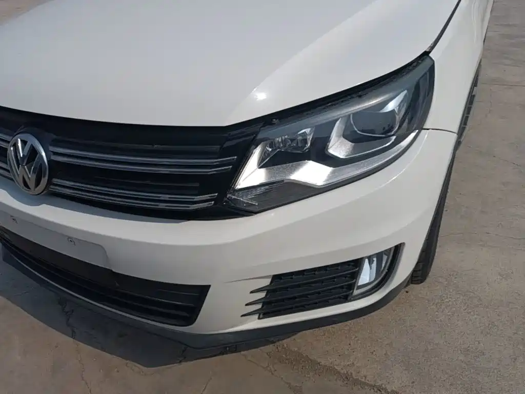 Volkswagen Tiguan 2017 — фото 24