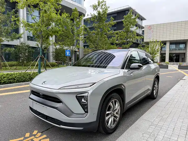 NIO ES6 2021
