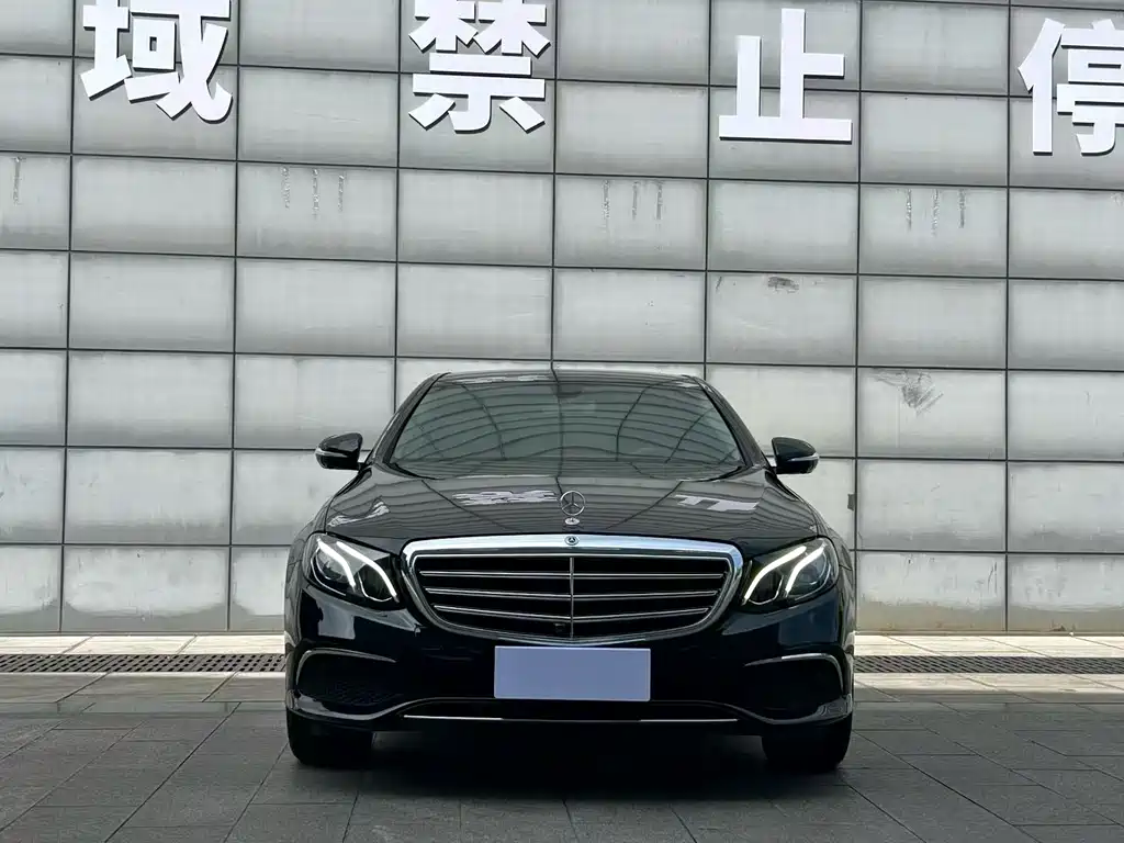 Mercedes-Benz E-Class 2019 — фото 3