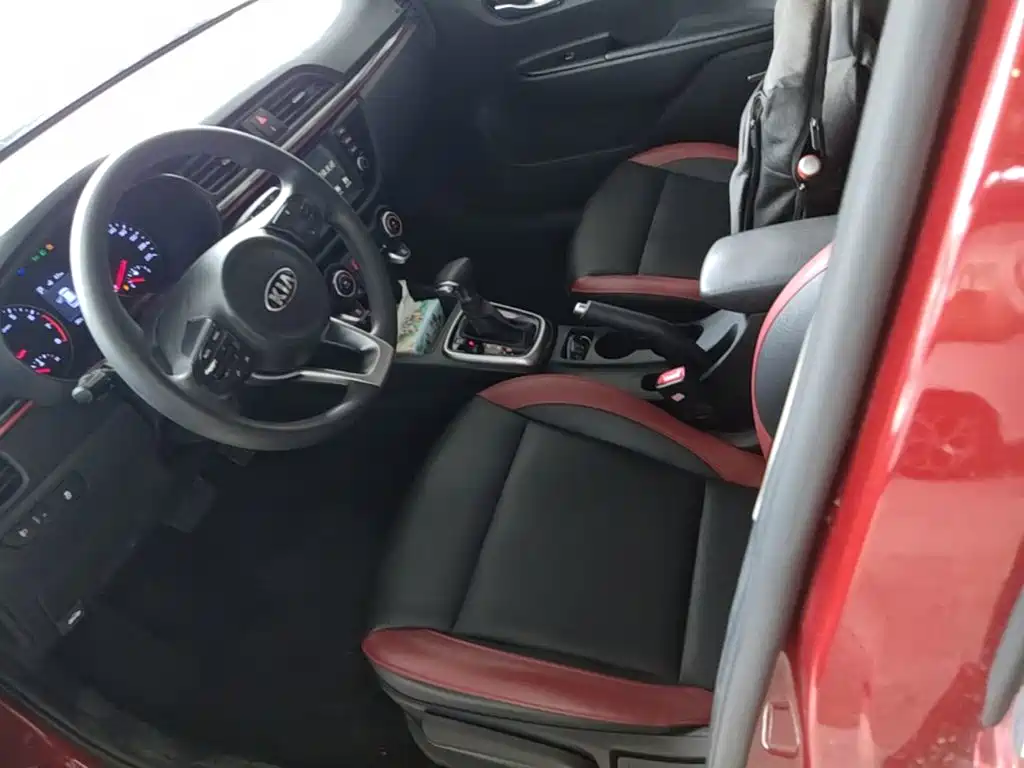 Kia KX CROSS 2018 — фото 15